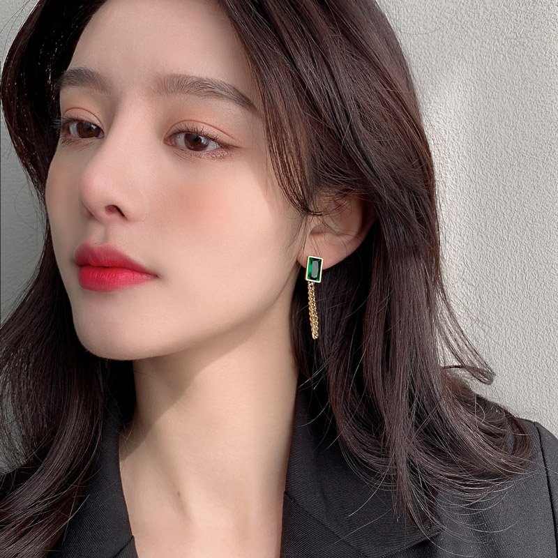 2021 New Classic Geometric Rectangle Green Crystal Stainless Steel Chain Tassel Earrings Girl's Unusual Accessories For Woman 2