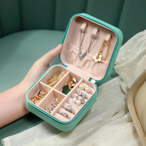 2021 Jewelry Organizer Display Travel Jewelry Case Boxes Travel Portable Jewelry Box Leather Storage Organizer Earring Holder 3