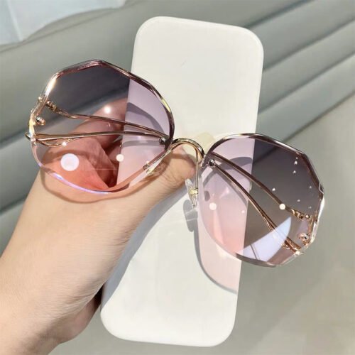 2022  Fashion Tea Gradient Sunglasses Women Ocean Water Cut Trimmed Lens Metal Curved Temples Sun Glasses Female UV400 5